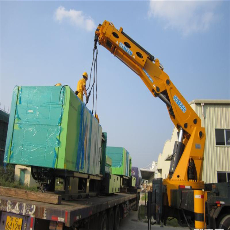 九龙坡吊车出租的安全防范常识